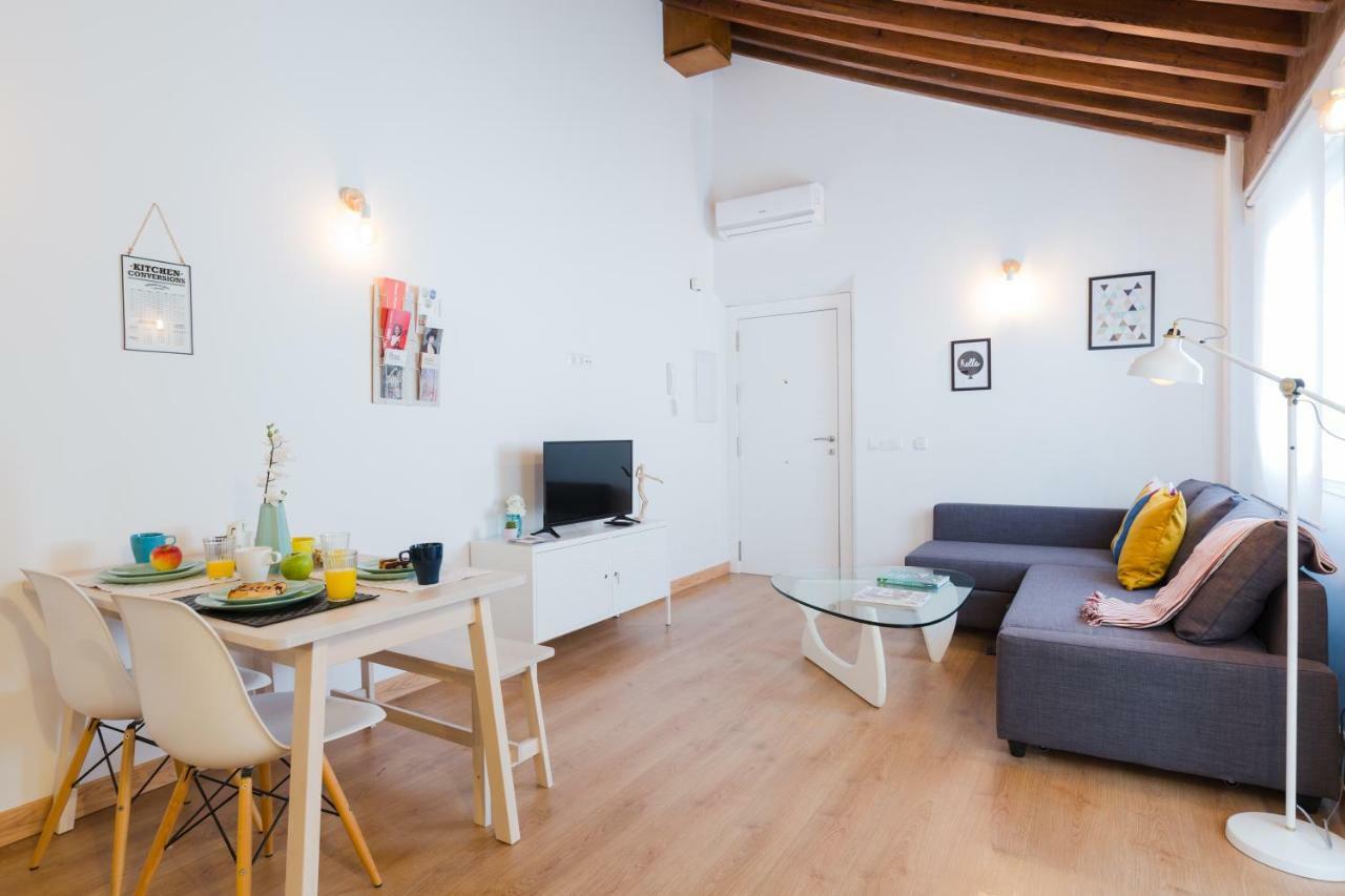 Hola Malaga Centro Apartment Ngoại thất bức ảnh